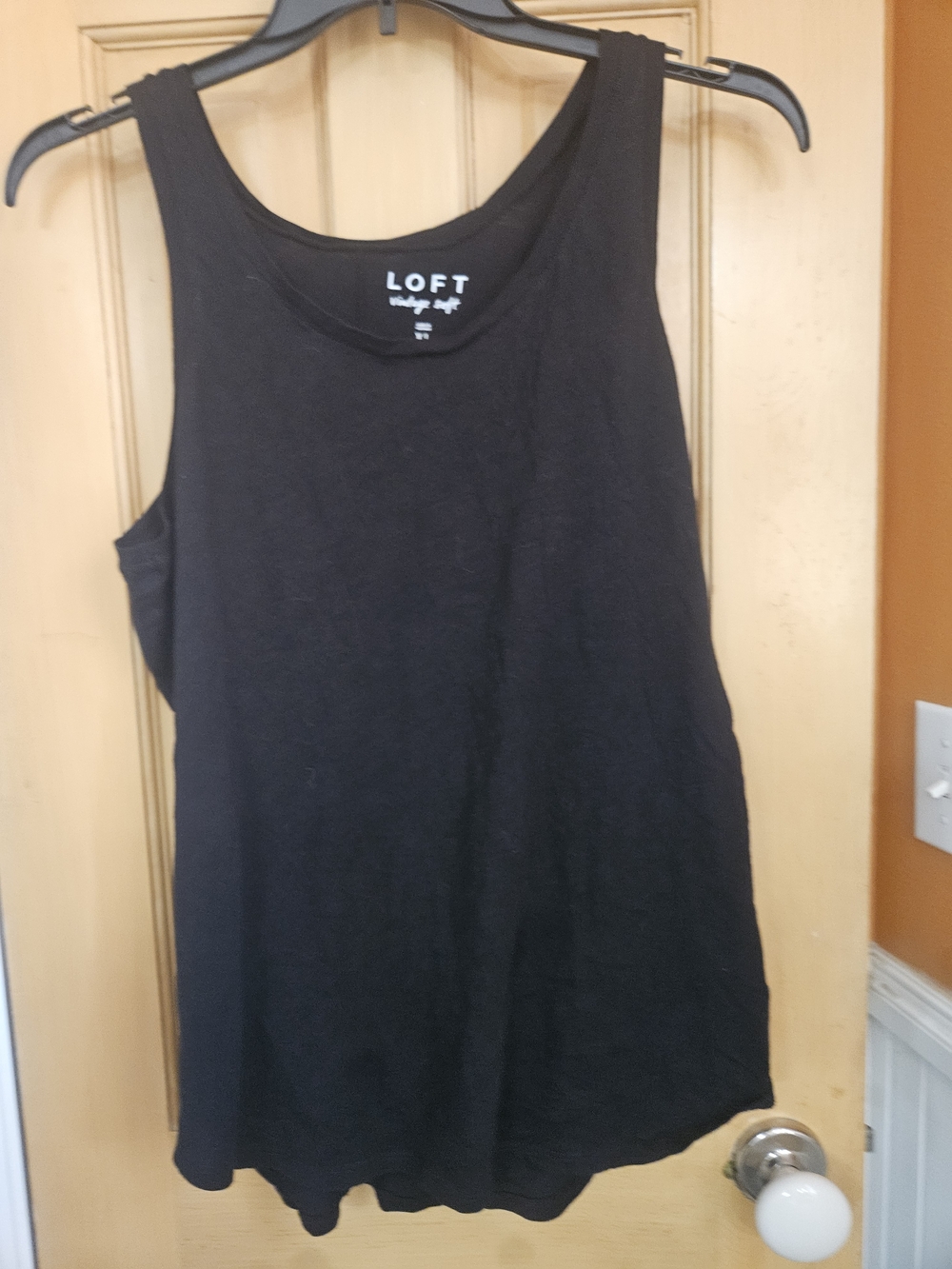 LOFT Black Scoop Neck Tank Top